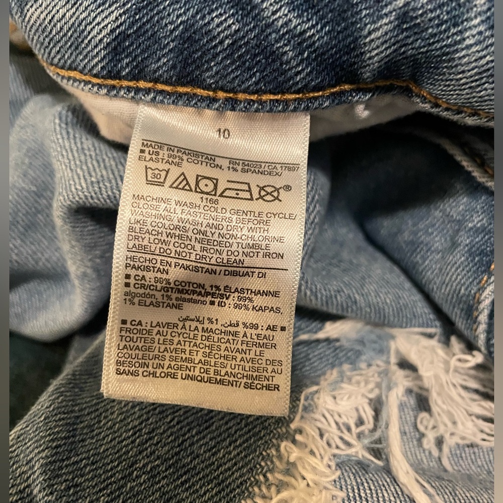 Old Navy High Rise Straight Jeans - Picture 2 of 4